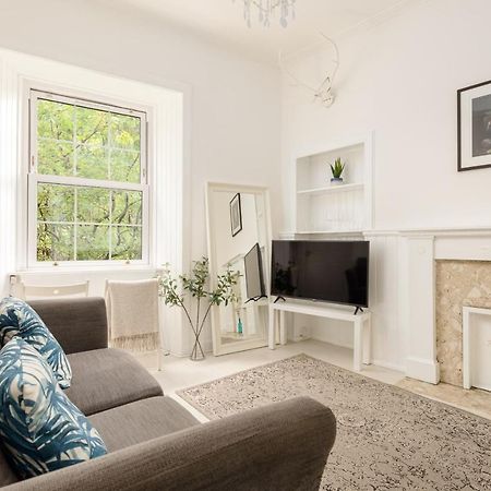 The Tollcross Apartment - Modern & Bright 1Br เอดินบะระ ภายนอก รูปภาพ
