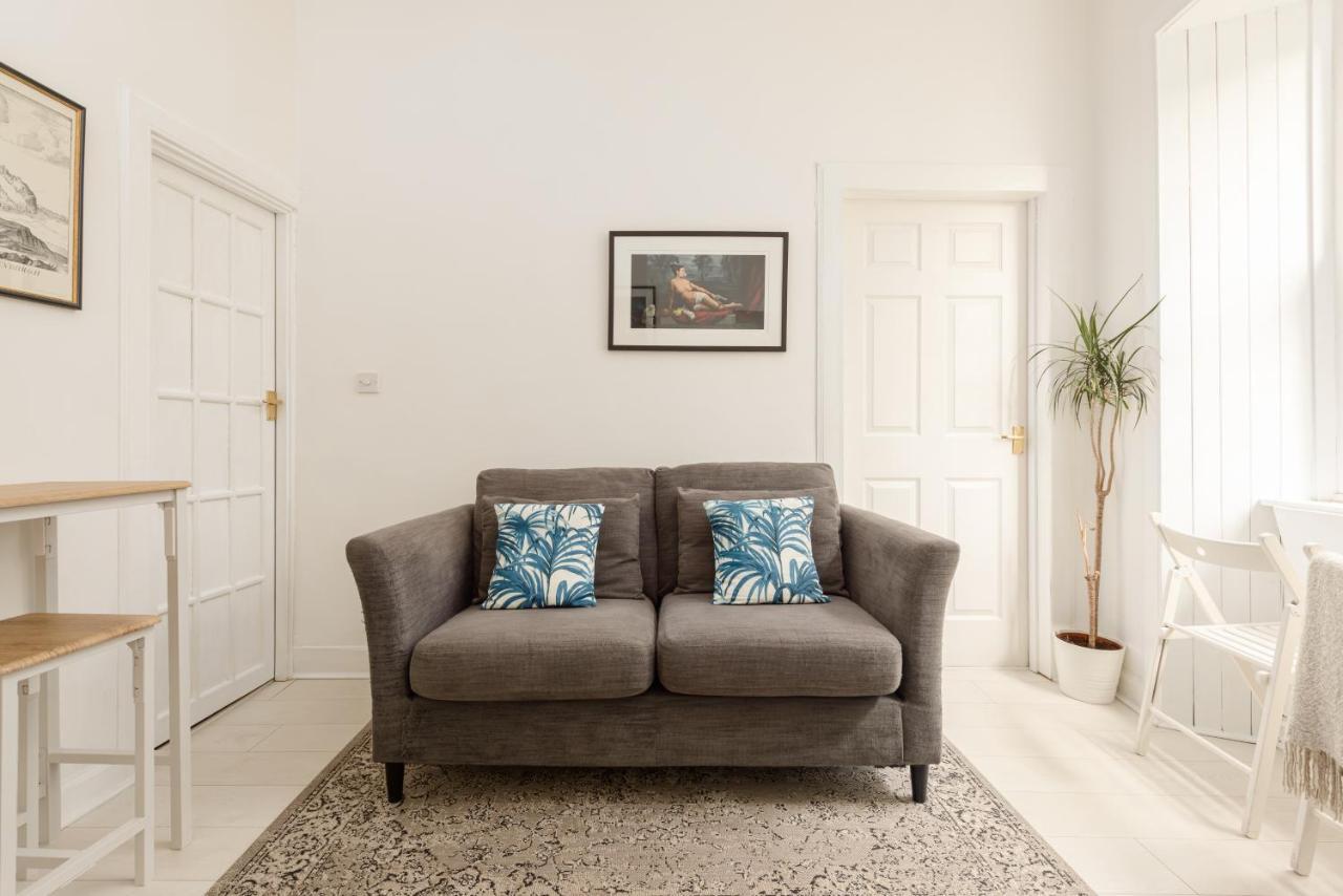 The Tollcross Apartment - Modern & Bright 1Br เอดินบะระ ภายนอก รูปภาพ