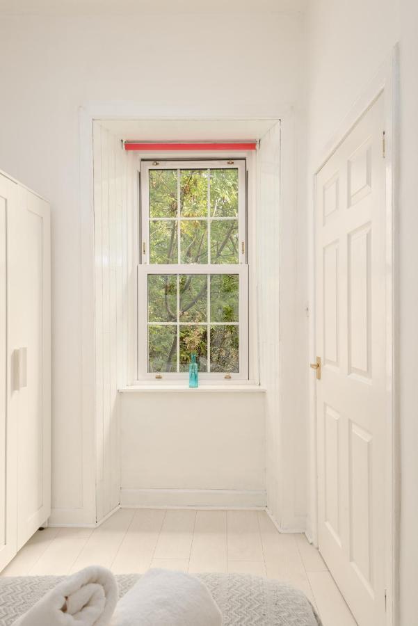 The Tollcross Apartment - Modern & Bright 1Br เอดินบะระ ภายนอก รูปภาพ